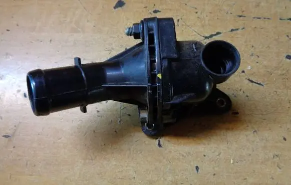 Hyundai i20 (GB IB) Thermostat/thermostat housing