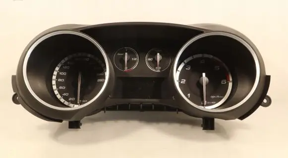 Alfa Romeo Giulietta Clock 50516478