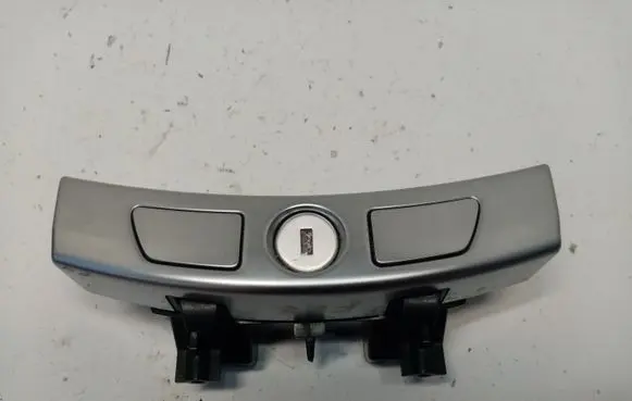 BMW 5 GT F07 Armrest lock 9142175 51169142175 51169179835