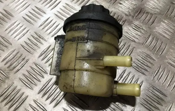 Hyundai Getz Power steering fluid tank/reservoir