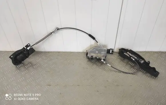 Citroen Jumpy Front door lock PSA084140