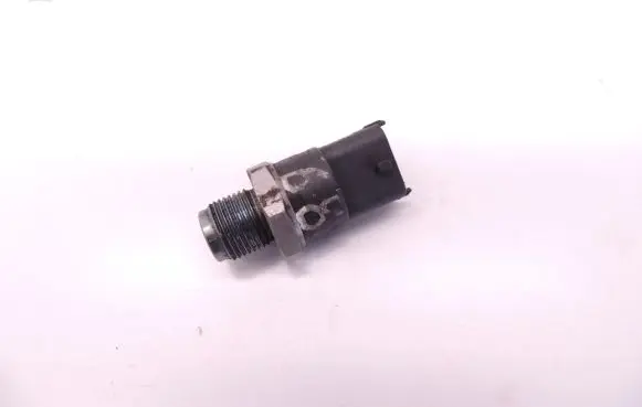 Volvo S60 Fuel pressure sensor 0281002612 D89