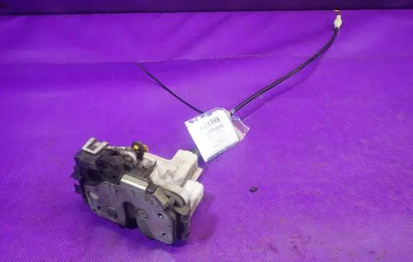 Fiat Panda 141 Front door lock 46842673