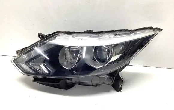 Nissan Qashqai Headlight/headlamp 10018014