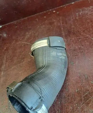 Intercooler hose/pipe