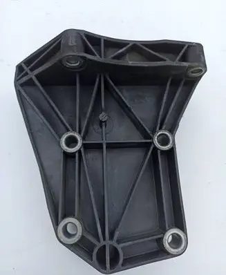 BMW X3 E83 A/C compressor mount bracket 7792202