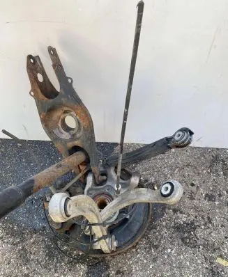 Mercedes-Benz E C207 W207 Rear wheel hub A2043260596 20407FI3 A2043260595