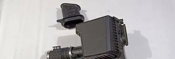 Nissan Titan Air filter box EZ300 PPTD40