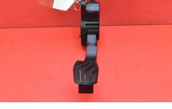 Dacia Sandero Accelerator throttle pedal 180100912R