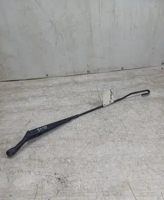 Volkswagen PASSAT B5 Front wiper blade arm 3B1955410