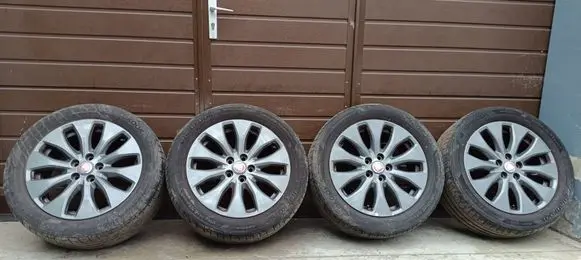 Jaguar XE R17 alloy rim GX731007UA