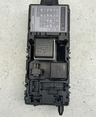 Volvo S40, V40 Fuse box set 30889989