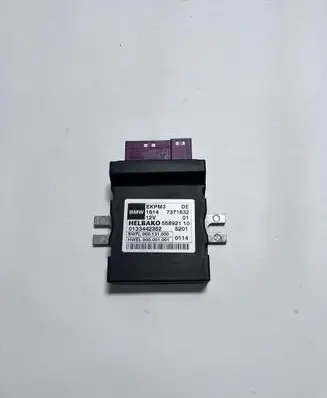 BMW 3 F30 F35 F31 Fuel pump relay 7371832