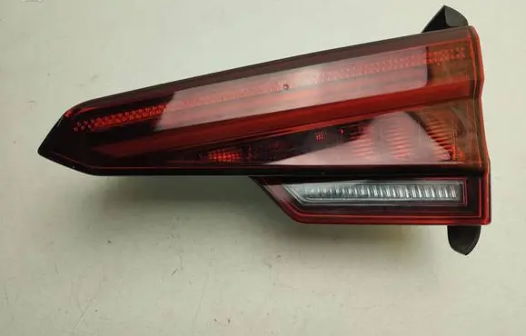 Audi A4 S4 B9 Tailgate rear/tail lights 8W5945094D 2SK01224718
