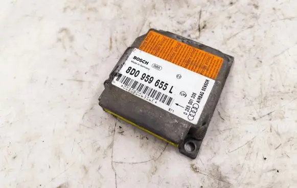 Audi A4 S4 B5 8D Airbag control unit/module 8D0959655L 0030B0063S6E 0285001305