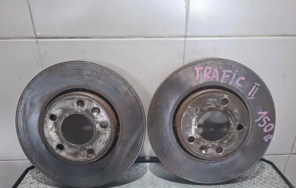 Renault Trafic II (X83) Front brake disc