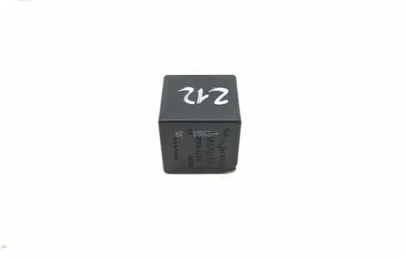 Jaguar XK8 - XKR Other relay LJA6707AA