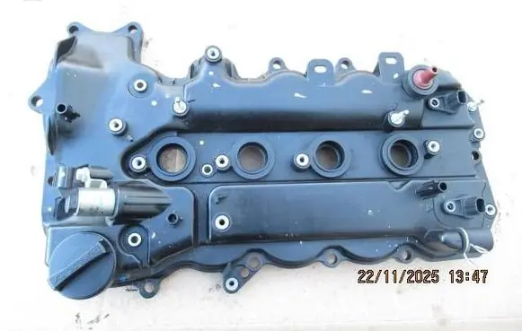 Toyota Yaris XP210 Rocker cam cover 121212