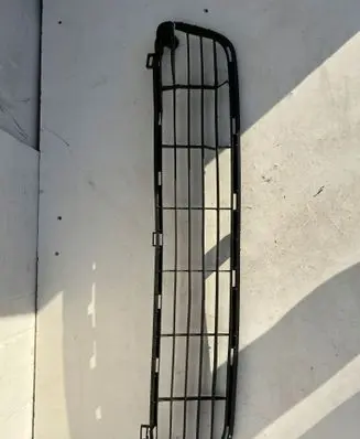 Toyota RAV 4 (XA40) Front bumper lower grill 0K050