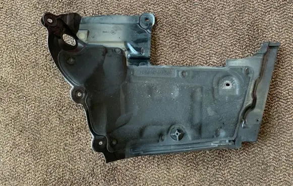 Mercedes-Benz C W205 Other engine bay part A2056205701 2056205701
