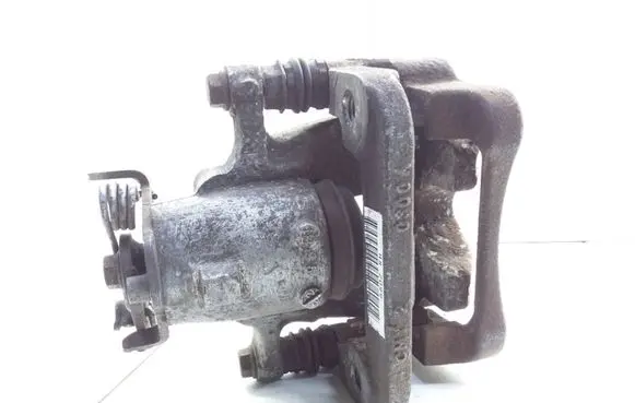 Opel Insignia A Rear brake caliper