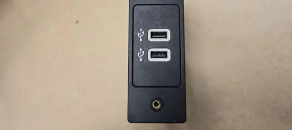 Ford Mondeo MK V USB socket connector HC3T14F014BC