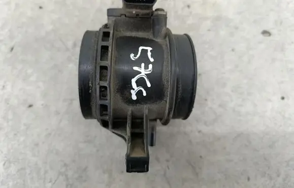 Ford Focus Mass air flow meter 7M519A673FE