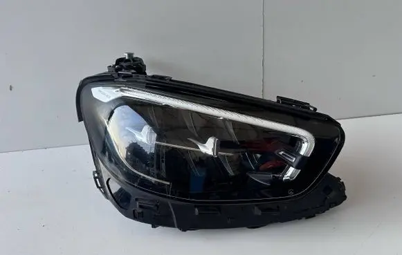 Mercedes-Benz E W213 Headlight/headlamp 2139067609