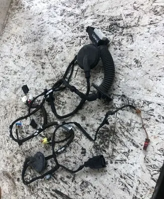 Audi A4 S4 B9 Front door wiring loom 4l0971841p