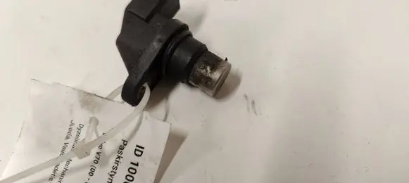 Volvo V70 Camshaft speed sensor 8631533