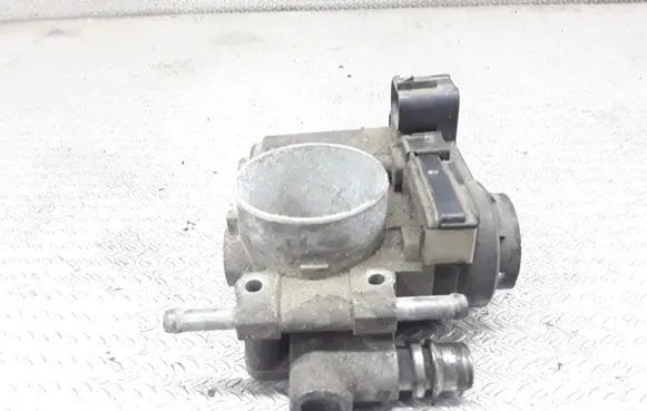 Opel Zafira B Throttle valve 055559227