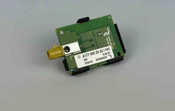 Mercedes-Benz GLC X253 C253 Aerial antenna amplifier A1779052902 920584002 053418