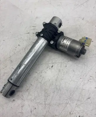 BMW X5 E70 Seat adjustment motor 0390204068 9168755 020911F