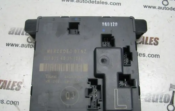 Mercedes-Benz E W211 Door control unit/module A2118704026