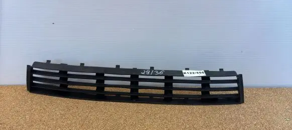 Audi A4 S4 B5 8D Front bumper lower grill 8D0807683AA
