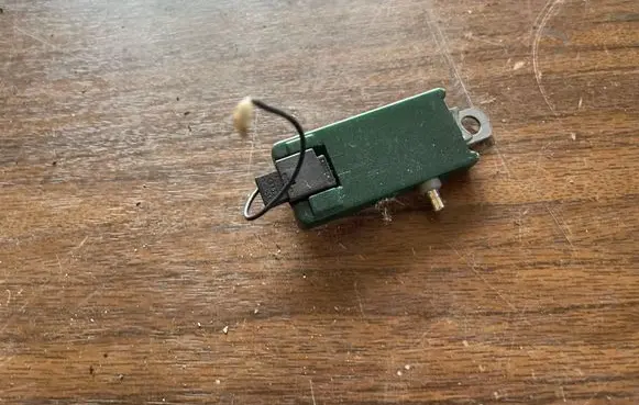 Ford Focus C-MAX Aerial antenna amplifier 4B9035225B