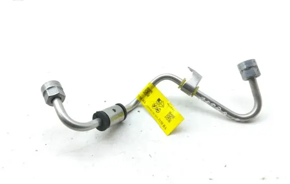 Fuel injector supply line/pipe