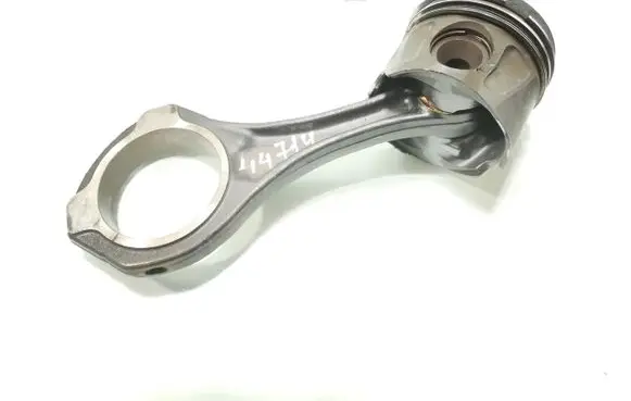 Jeep Grand Cherokee (WK) Piston with connecting rod 