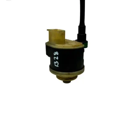 BMW 3 F30 F35 F31 Fuel filter heater 13328572521 8572521 13327822496