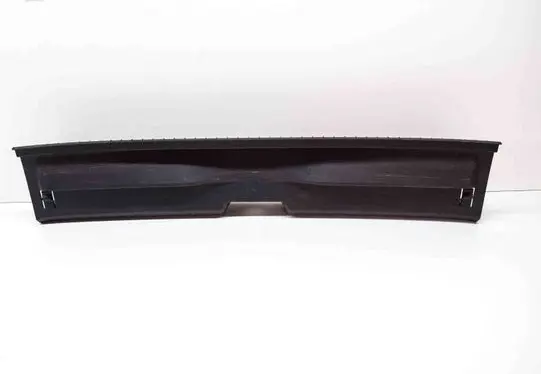 Trunk/boot sill cover protection