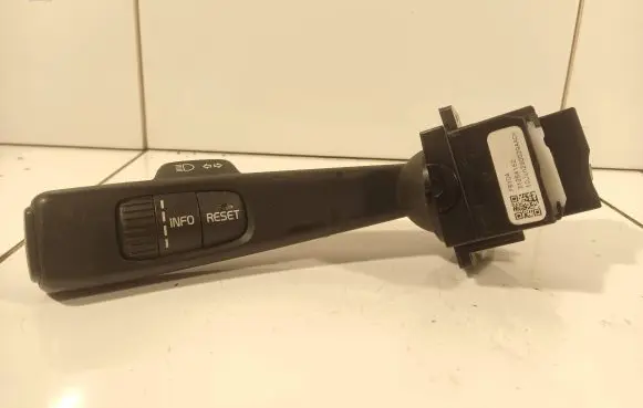 Volvo XC70 Indicator stalk 31264162 0102900229AACH
