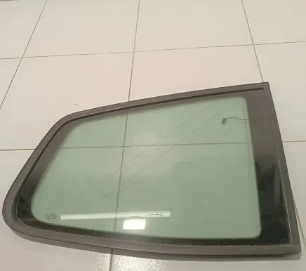 Volkswagen Sharan Rear side window 43R001583 E000231 DOT682M3236AS2