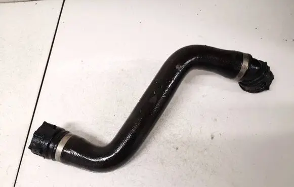 BMW 5 GT F07 Engine coolant pipe/hose 7789742