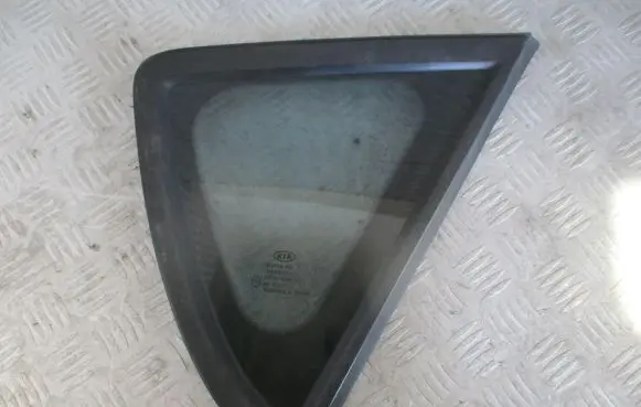 KIA Ceed Rear side window