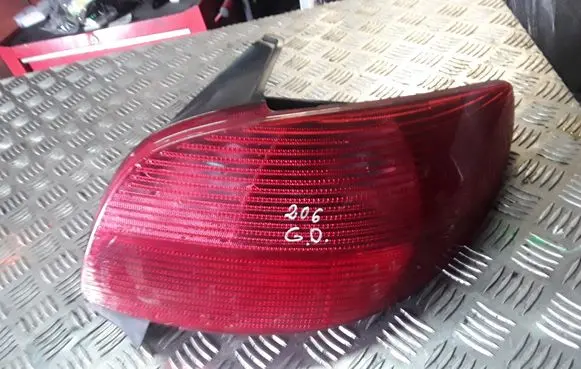 Peugeot 206 Rear/tail lights 19383220