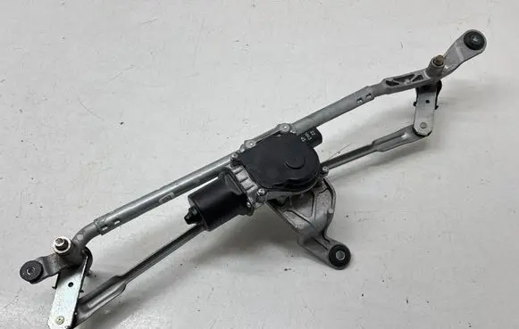 Jeep Grand Cherokee WL Front wiper linkage and motor P68377072AD 68377072AD 50831A