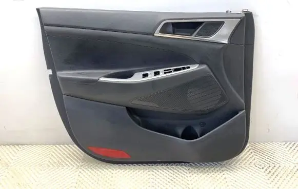 Hyundai Tucson TL Front door card panel trim 