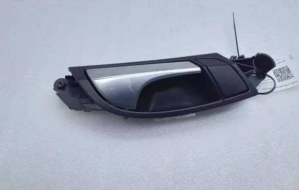 Audi Q7 4L Rear door interior handle 4L0837020