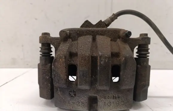 Jeep Cherokee Front brake caliper