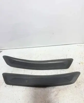 BMW 1 F20 F21 Rear sill trim cover 7263311